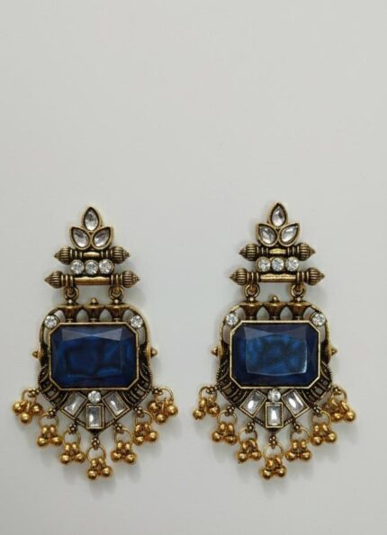 Antique gold finish blue kundan dangler earrings with rectangular stone